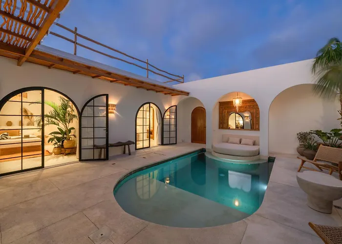 Heiwa - Tropical Meets Mediterranean, 2br Villa