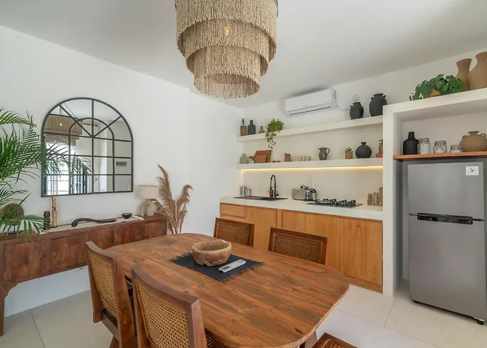 Heiwa - Tropical Meets Mediterranean, 2br Villa *