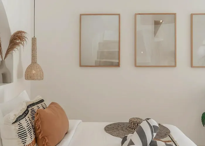 Heiwa - Tropical Meets Mediterranean, 2br Canggu (Bali)