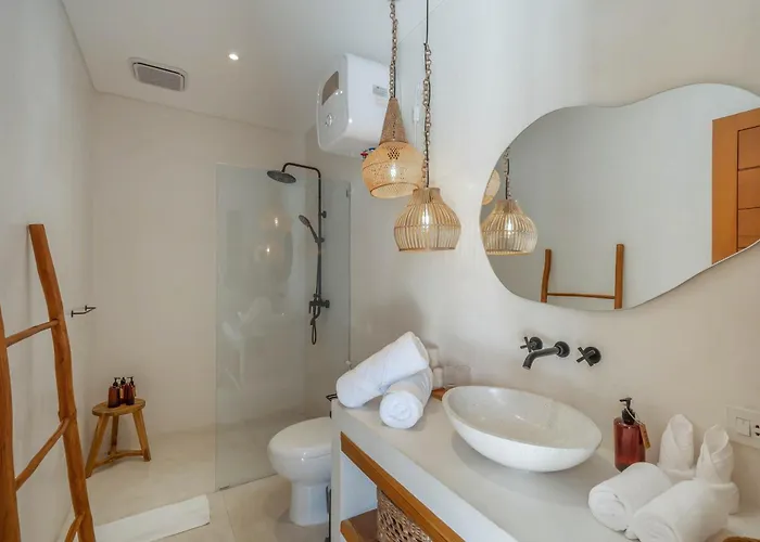 Heiwa - Tropical Meets Mediterranean, 2br Canggu (Bali)