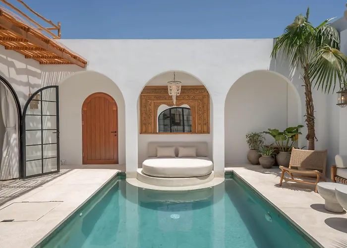 Heiwa - Tropical Meets Mediterranean, 2br *