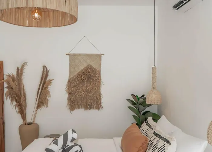 Heiwa - Tropical Meets Mediterranean, 2br
